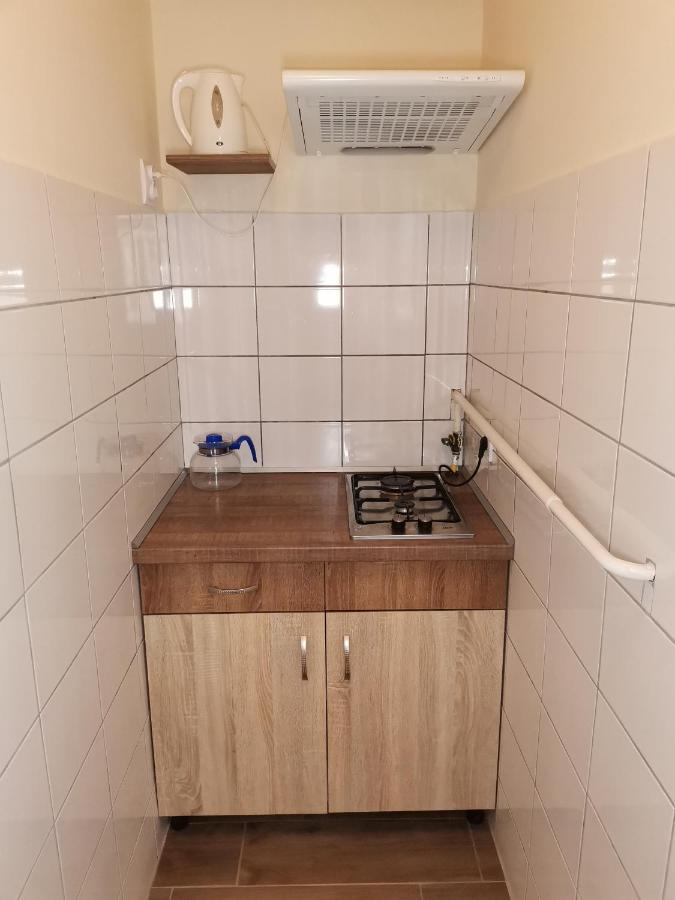 Gyoengyvirag Apartmanhaz Hajdúszoboszló 外观 照片